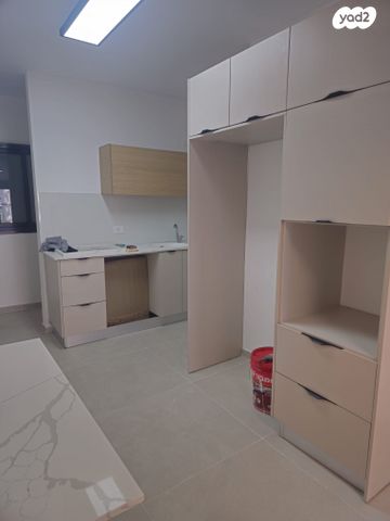 דירה, סוקולוב, בת ים