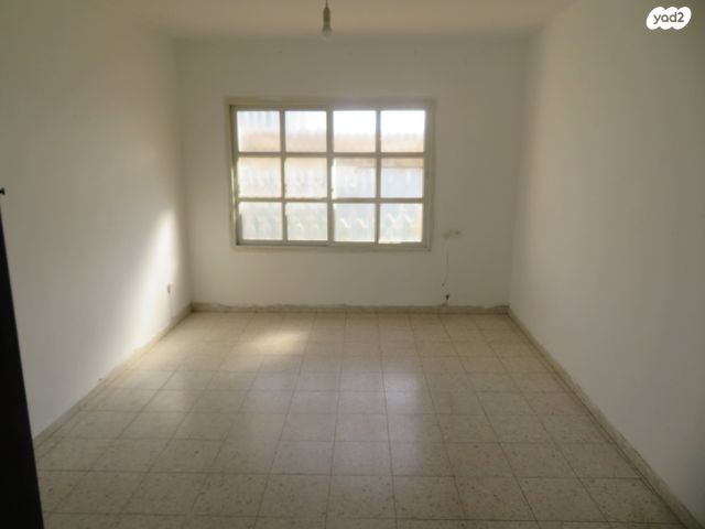 דירה, שדרות גת 30, הנביאים, קרית גת