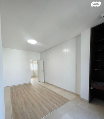 דירה, דובנוב 20, הצפון החדש - דרום, תל אביב יפו