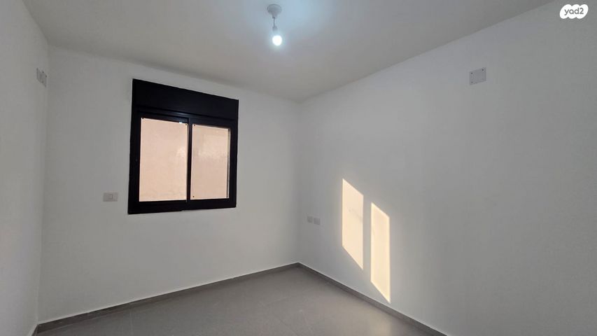 דירה, רבי עקיבא, גבעת כצנלסון, נהריה