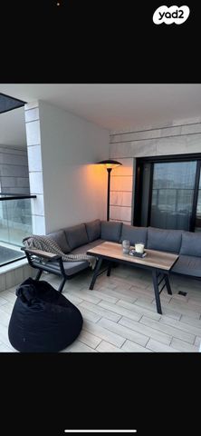 דירה, עיר היין, אשקלון