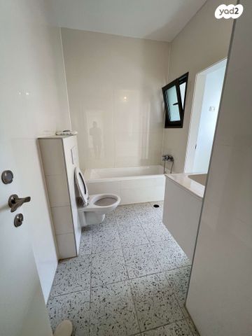 דירה, אפיקי מים 14, אגמים מזרח, אשקלון