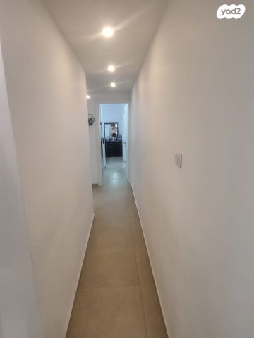 גג/ פנטהאוז, חיים ארלוזורוב 10, רמת ורבר, פתח תקווה