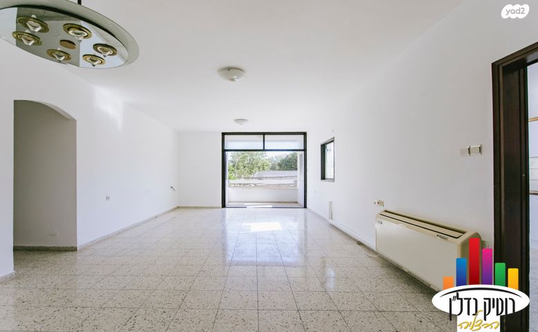 דירה, הרב קוק 48, מרכז, הרצליה