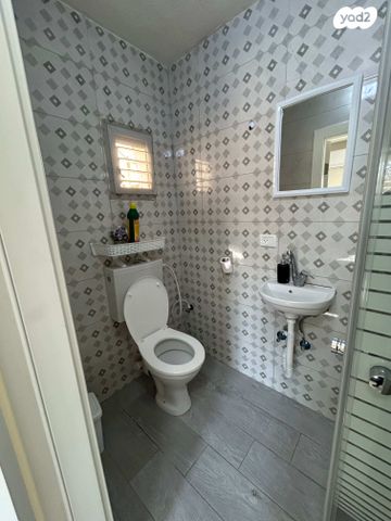 דירה, אברהם טביב, קרית אתא