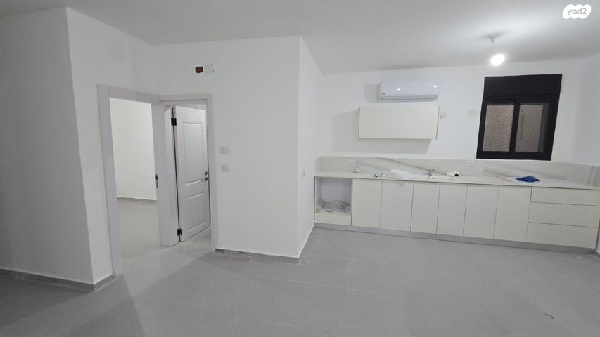 דירה, רבי עקיבא, גבעת כצנלסון, נהריה