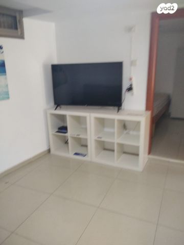 הרב אלימלך נויפלד 