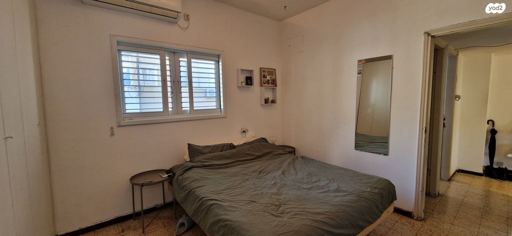 דירה, האחים בז'רנו 4, חרוזים, רמת גן