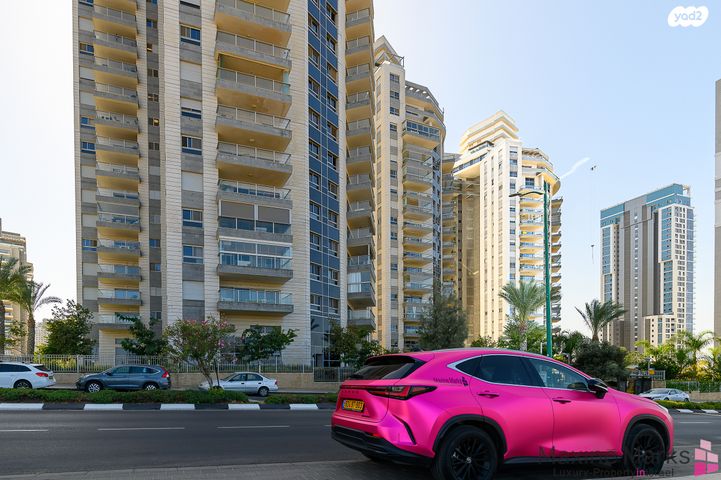 דירה, נתן יונתן, עיר ימים, נתניה