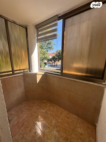 דירה, דרך הציונות 26, רובע ג', אריאל