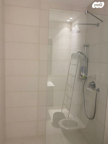 דירה, גאולה, תל אביב יפו