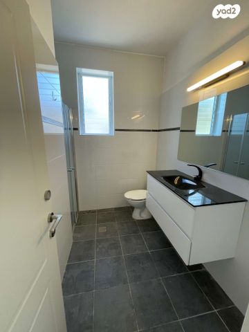 דירה, המשלטים, קרית שלום, תל אביב יפו