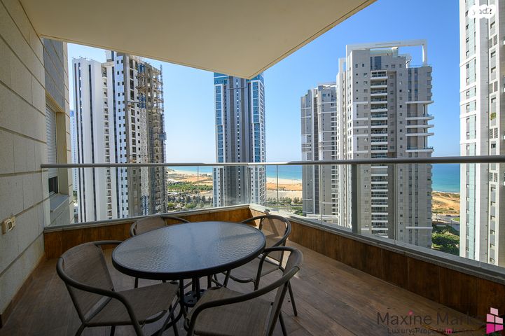 דירה, נתן יונתן, עיר ימים, נתניה