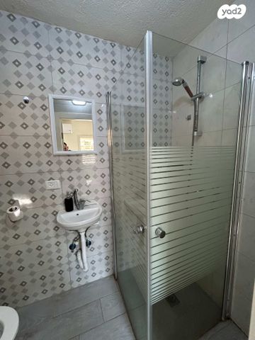 דירה, אברהם טביב, קרית אתא