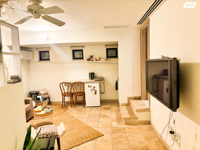 יחידת דיור, בוסתנאי 8, נווה צדק, תל אביב יפו