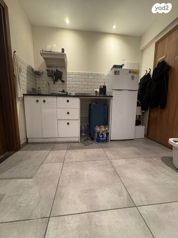 דירה, רבנו חננאל 12, גבעת הרצל, אזור המלאכה יפו, תל אביב יפו