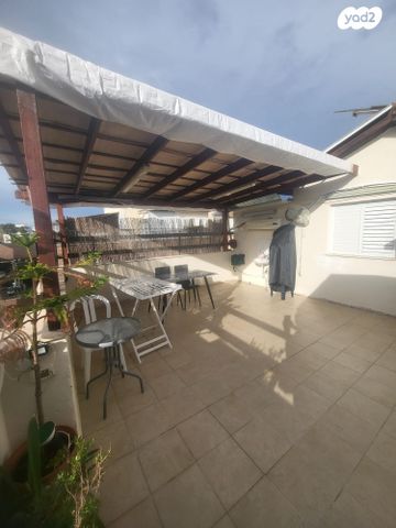 גג/ פנטהאוז, חיים ארלוזורוב 10, רמת ורבר, פתח תקווה