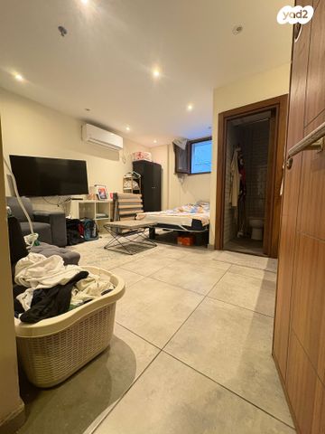 רבנו חננאל 12