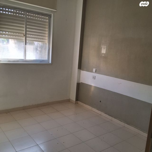 דירה, אקסודוס 4, ההעפלה, קרית גת