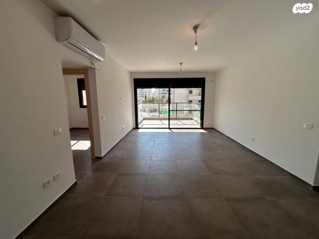 דירה, שוהם, אבני חן, חריש