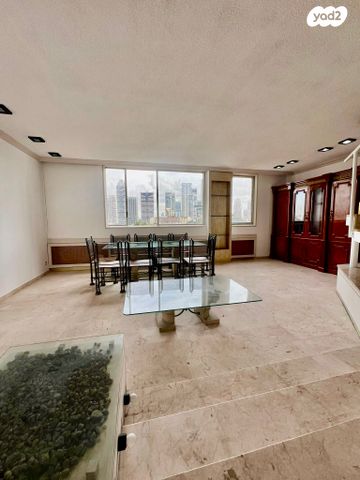 הצפון החדש - כיכר המדינה