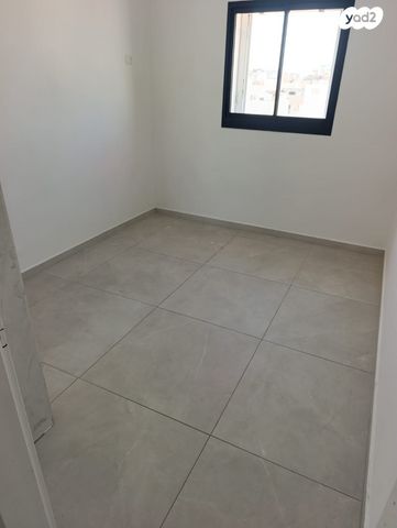 גג/ פנטהאוז, החשמונאים, גרין ועם, חולון