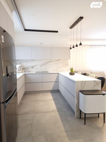 גג/ פנטהאוז, גלעדי אהרון, קרית אילון, חולון