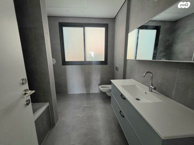 גג/ פנטהאוז, מרכז דרום, רעננה