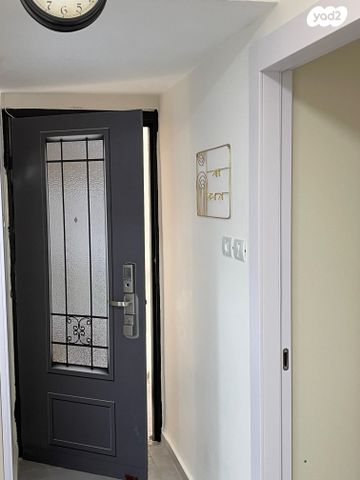 דירה, שיבת ציון 10, גבעת אולגה, חדרה