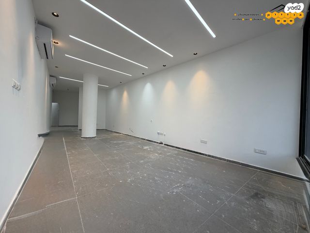 חנויות/ שטח מסחרי, נאות יצחק, לוד