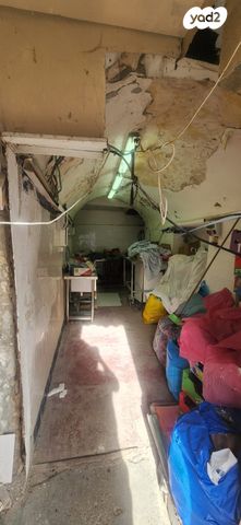 חנויות/ שטח מסחרי, ר"ז, העיר העתיקה, רמלה