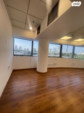 משרדים, דרך מנחם בגין, בורסה, רמת גן