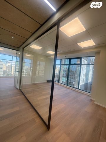 משרדים, בורסה, רמת גן