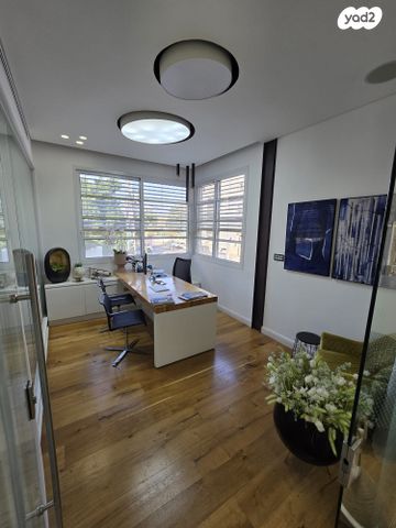 משרדים, מרכז, קרית עבודה, חולון