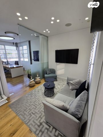 משרדים, מרכז, קרית עבודה, חולון