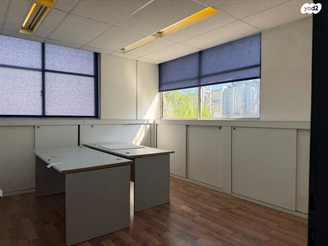 משרדים, תפוצות ישראל 5, תל גנים, גבעתיים