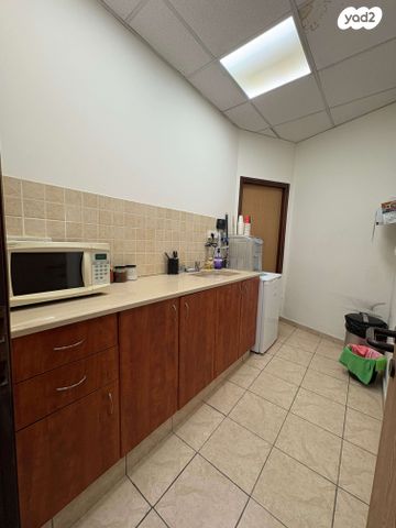 משרדים, יעקב פריימן, ראשון לציון