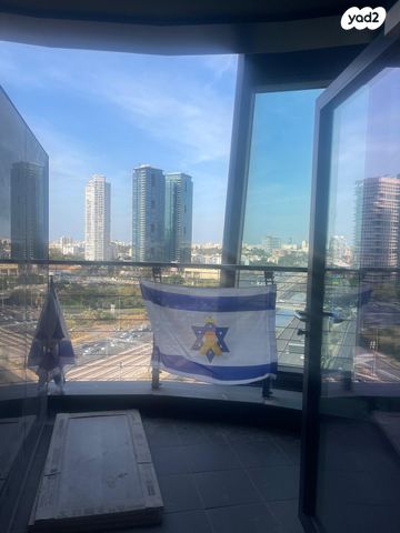 משרדים, דרך מנחם בגין 13, בורסה, רמת גן