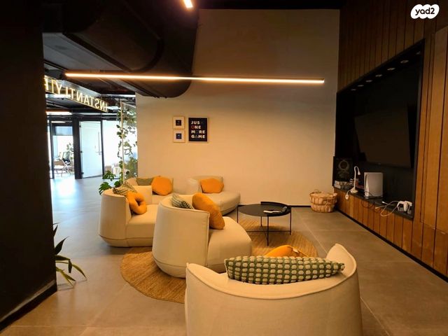 משרדים, דרך מנחם בגין 144, תל אביב יפו