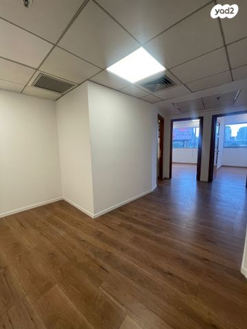 משרדים, דרך מנחם בגין, בורסה, רמת גן