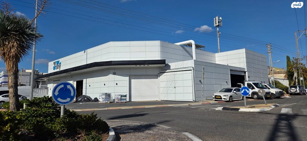 צומת הקריות, חוף שמן