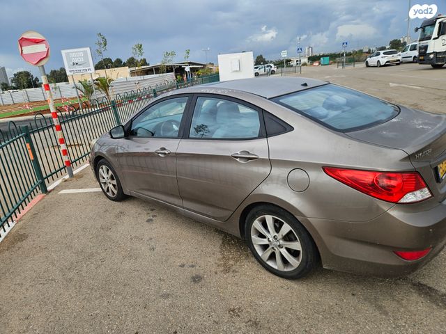 יונדאי אקסנט i25