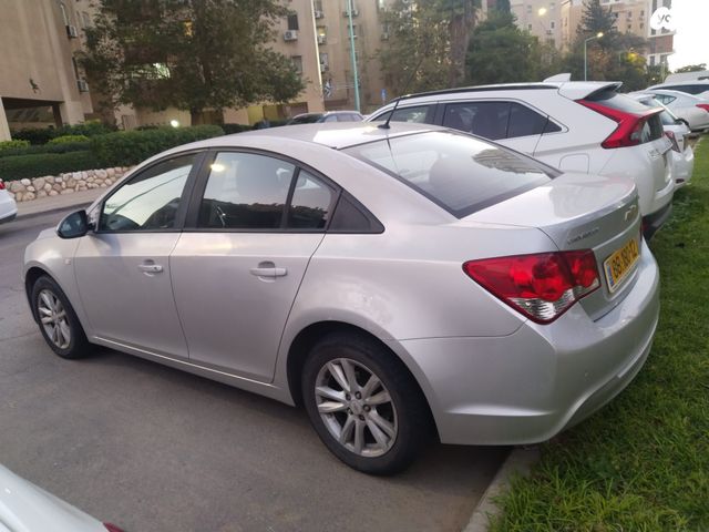 שברולט קרוז