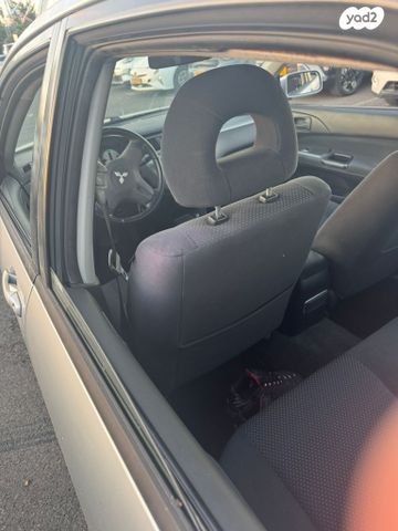 מיצובישי לנסר