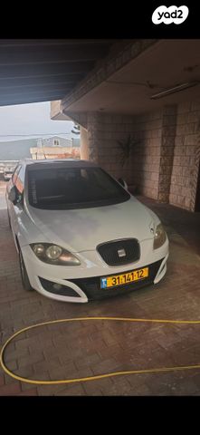 מודעת רכב סיאט לאון