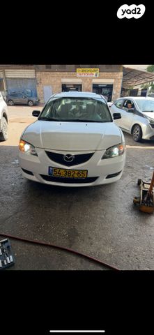 מודעת רכב מאזדה 3