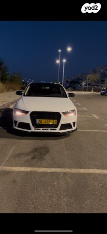 מודעת רכב אאודי A4