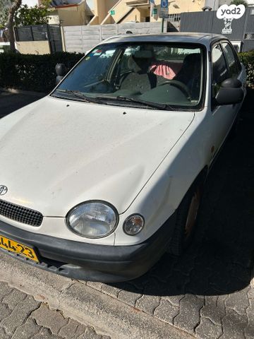 טויוטה קורולה