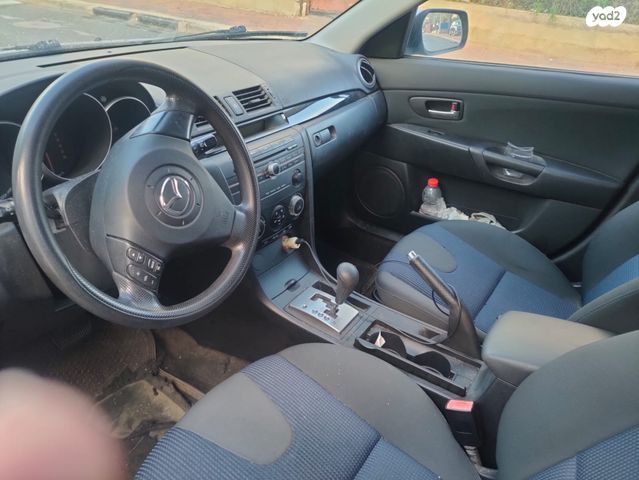 מודעת רכב מאזדה 3