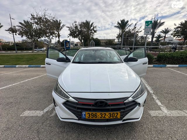 יונדאי אלנטרה